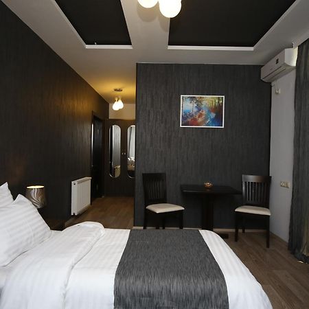 Continental Hotel Кутаїсі Номер фото