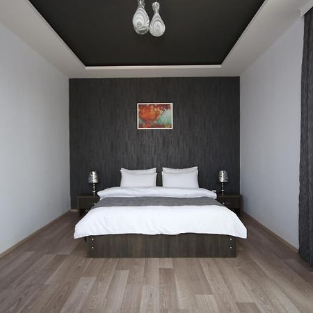 Continental Hotel Кутаїсі Номер фото