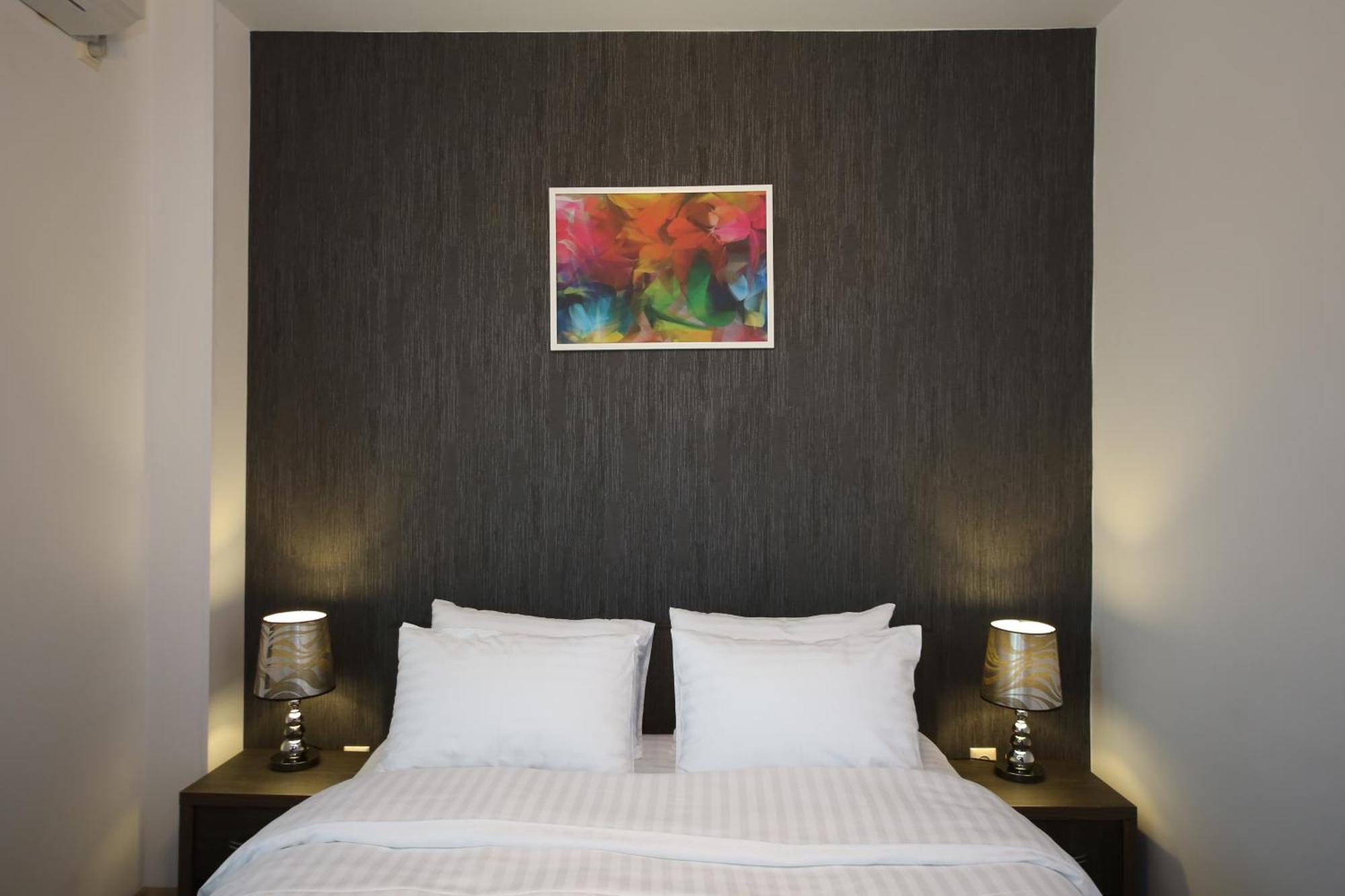 Continental Hotel Кутаїсі Номер фото