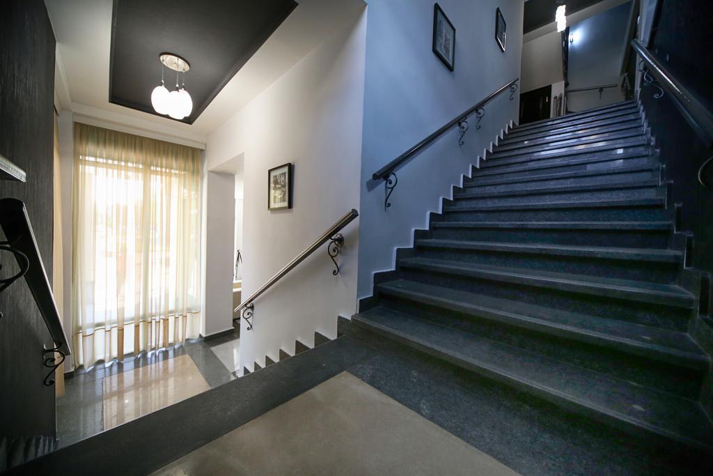 Continental Hotel Кутаїсі Екстер'єр фото