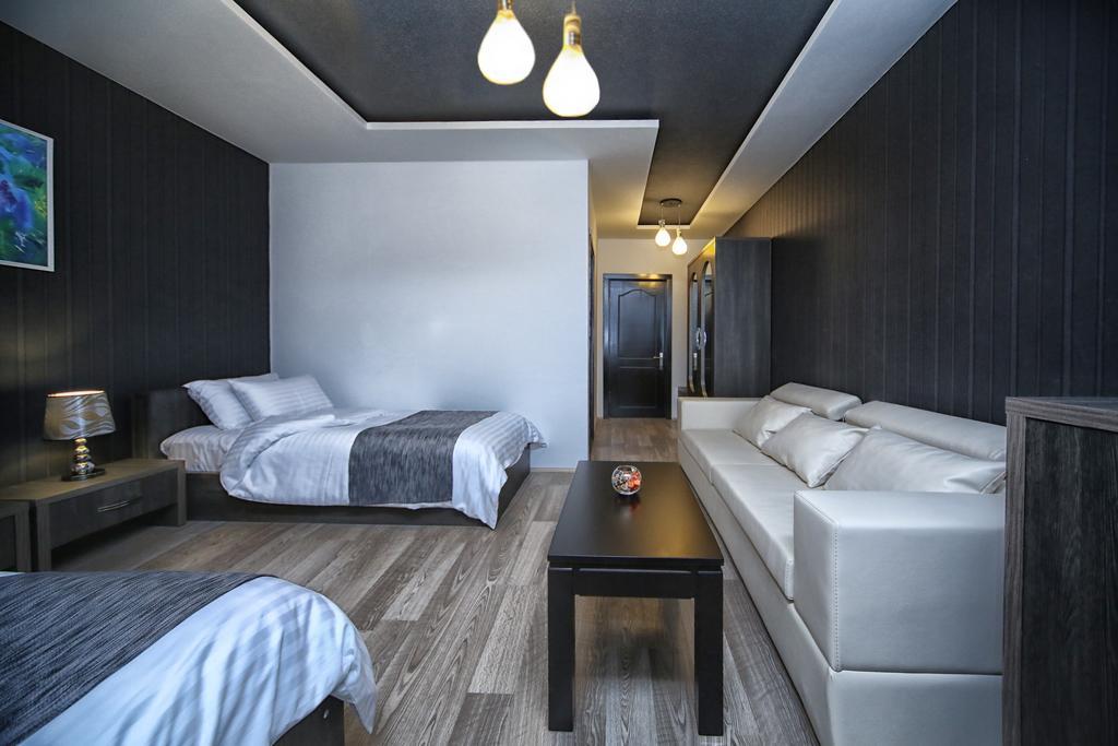 Continental Hotel Кутаїсі Номер фото